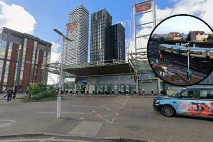 Southern Train Delays: East Croydon to Watford Junction Door Fault; East Croydon 2026