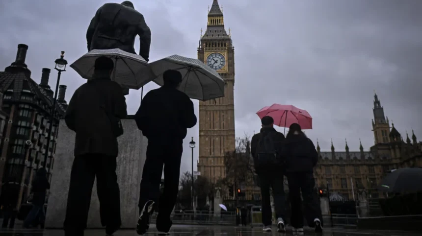 Heavy Rain and 20°C Temperature Drop to Hit London | 2026