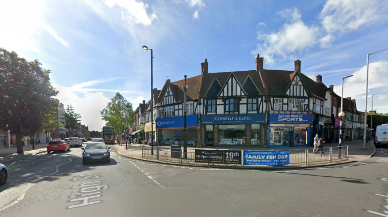 Ruislip High Street Stabbing Police Arrest Man After Attack, Ruislip 2026