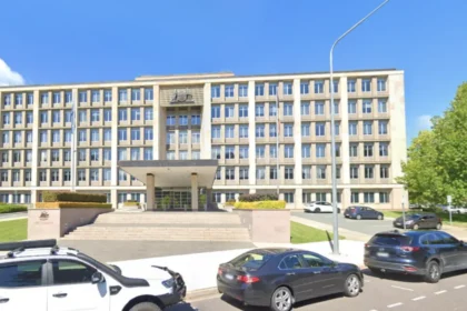 APS Staff Raise Concerns Over State of the Art London Central Complex, Canberra 2026