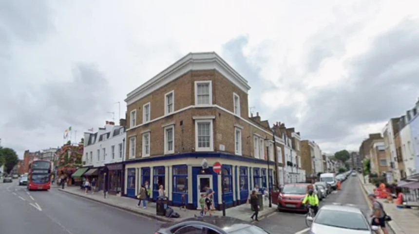 Award-Winning 1960s Retro West London Pub Wins Big in Kensington 2026