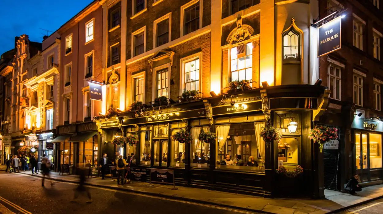 Best Historic Pubs in London for Traditional Food, Drinks, and Authentic British Atmosphere