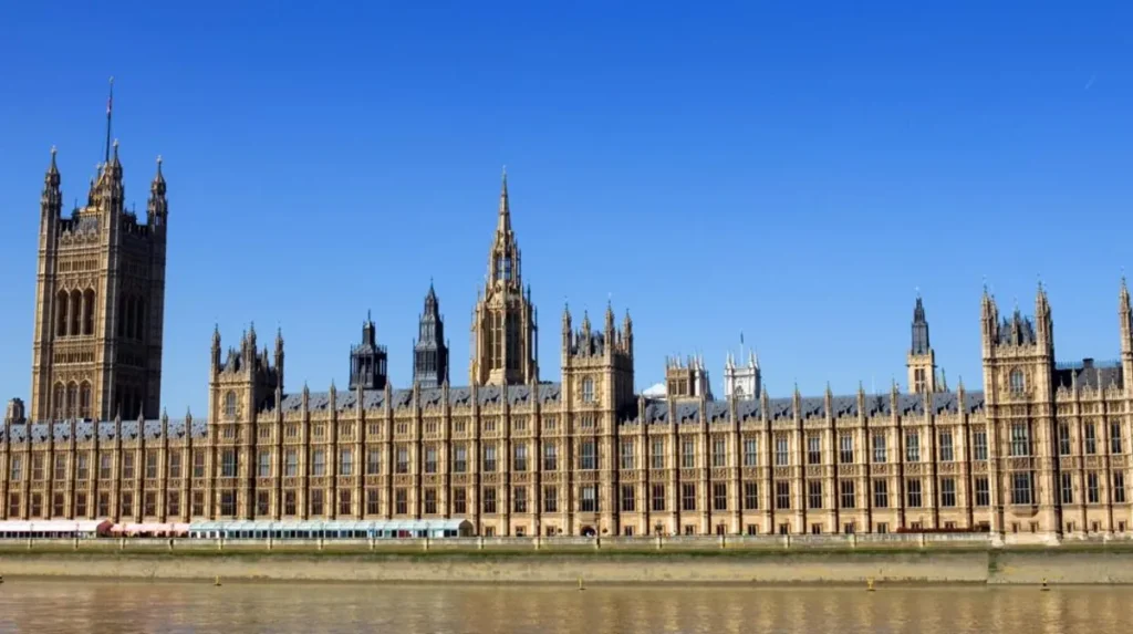 How did royal influence transform Westminster and surrounding districts