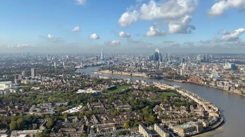 14-Year-Old Boy Drowns at Millwall Outer Dock in London 2026