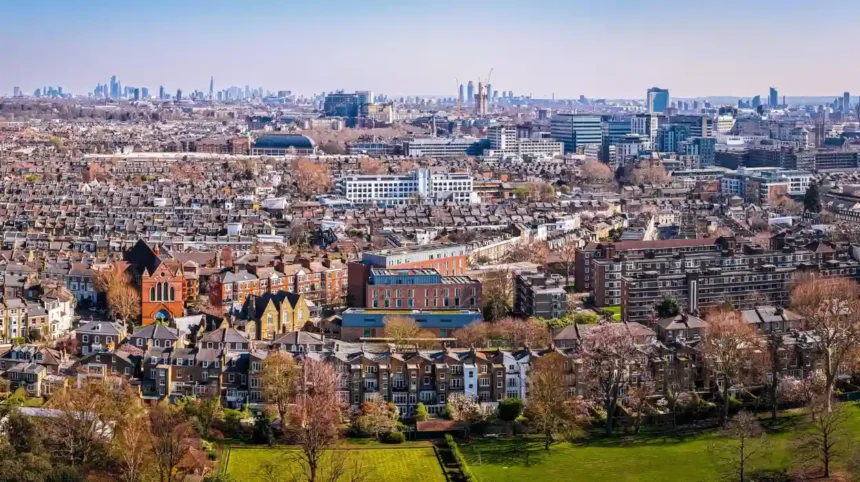 How London Neighbourhoods Shaped Local Life Through History, Culture, and Community Growth