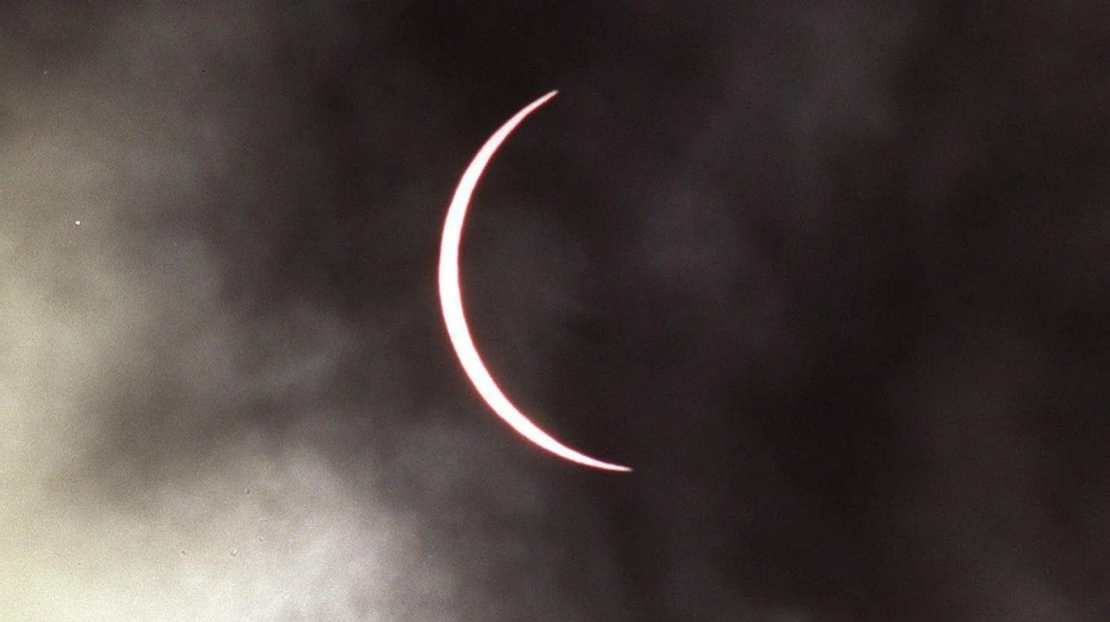 Rare Partial Solar Eclipse Captivates London 2026