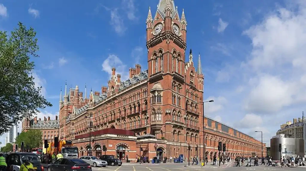 Why did Londons railway expansion begin during the Industrial Revolution
