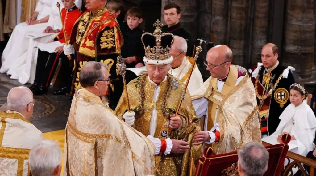 Why do Londons royal traditions remain significant today