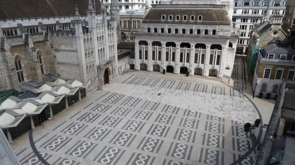 Why do hidden courtyards remain essential to understanding Londons history