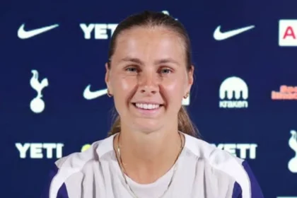 Victoria Pelova Joins Tottenham from Arsenal in London 2026